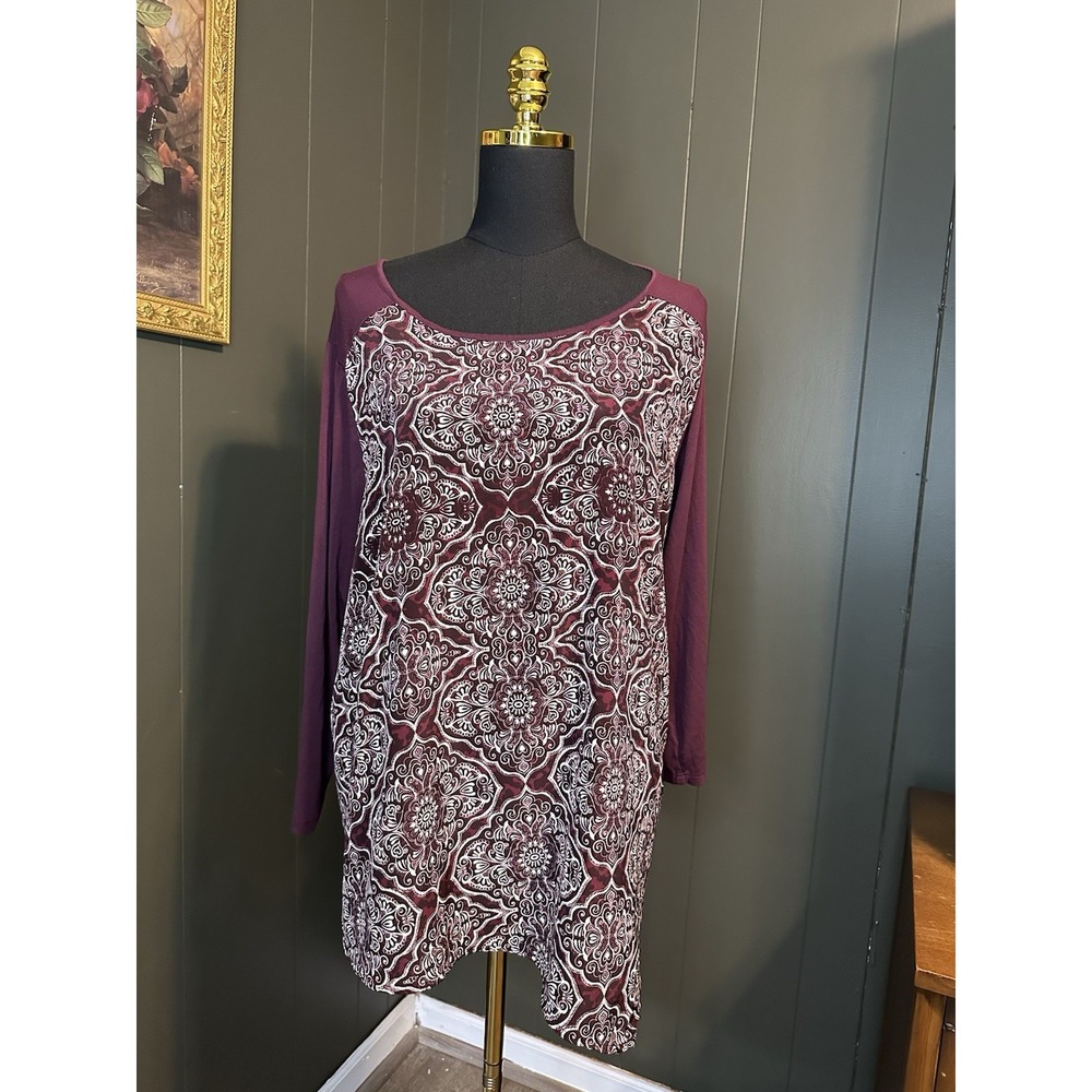 Dress barn Purple Printed 3/4 Sleeve Baseball T Asymmetric Hem 2X